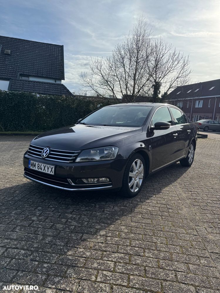 Volkswagen Passat 2.0 TDI BlueMotion Tehnology DSG Highline - 1