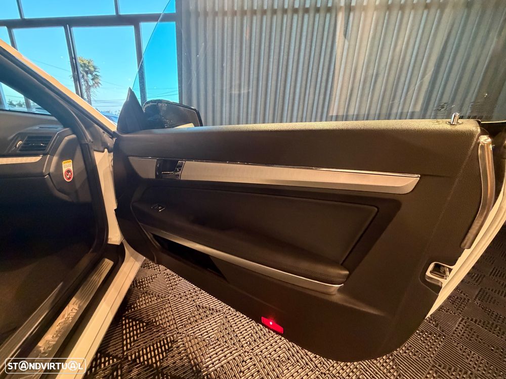 Mercedes-Benz E 250 CDi Avantgarde BlueEfficiency - 29