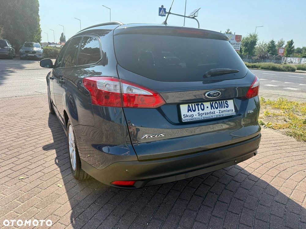 Ford Focus 1.6 TI-VCT Ambiente - 19