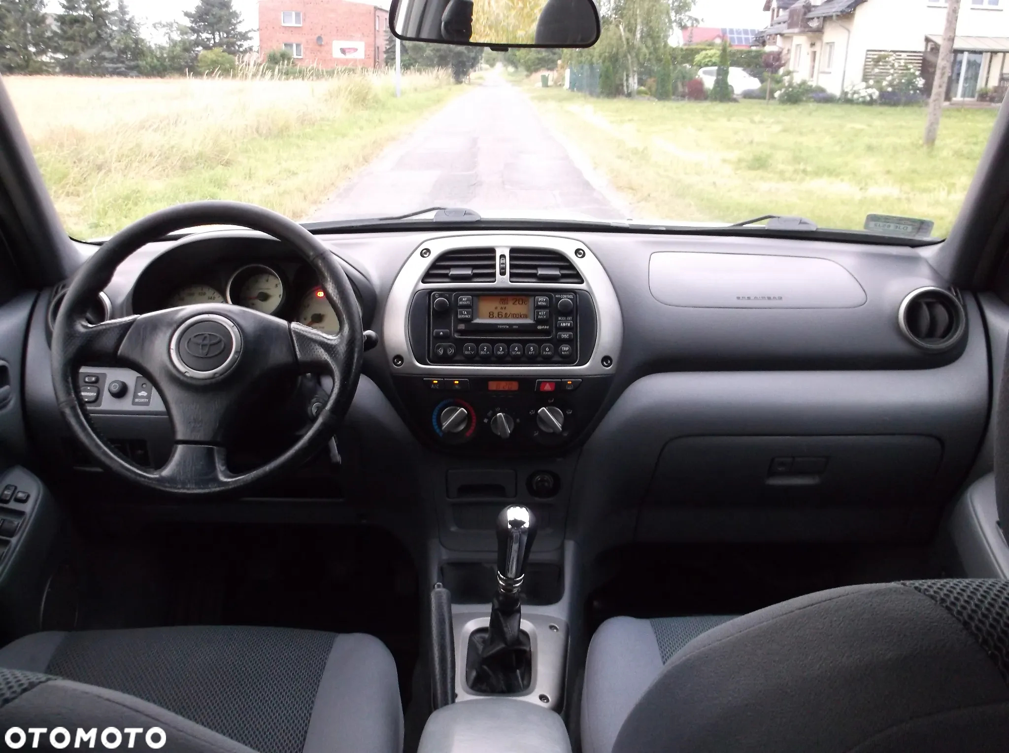 Toyota RAV4 2.0 D-4D 4x4 - 12