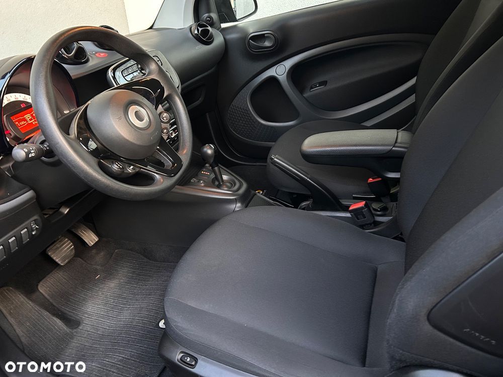 Smart Fortwo coupe EQ - 10