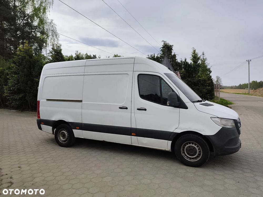 Mercedes-Benz SPRINTER - 9