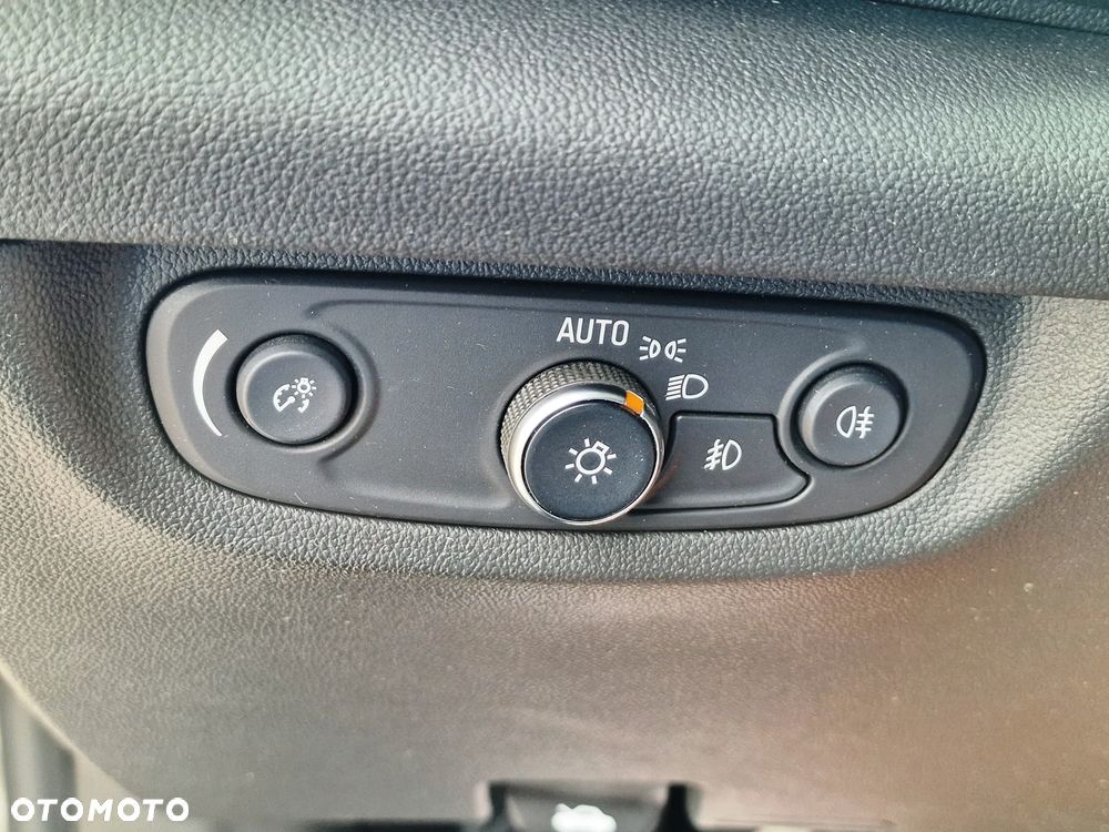 Opel Insignia - 28