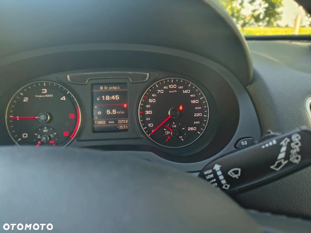 Audi Q3 2.0 TDI - 10