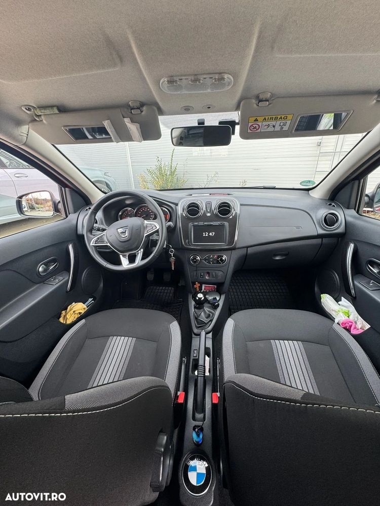 Dacia Sandero - 8