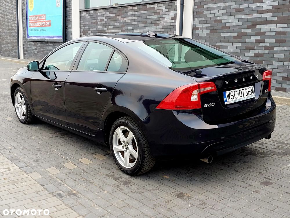 Volvo S60 T3 Drive-E Momentum - 5