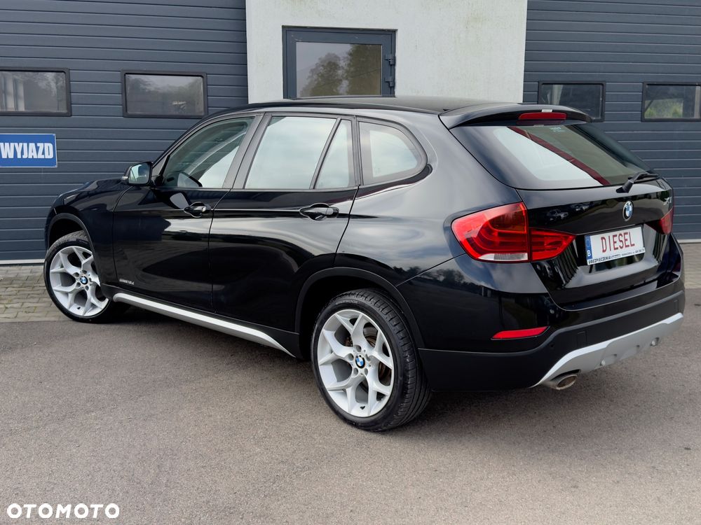 BMW X1 sDrive18d xLine - 17