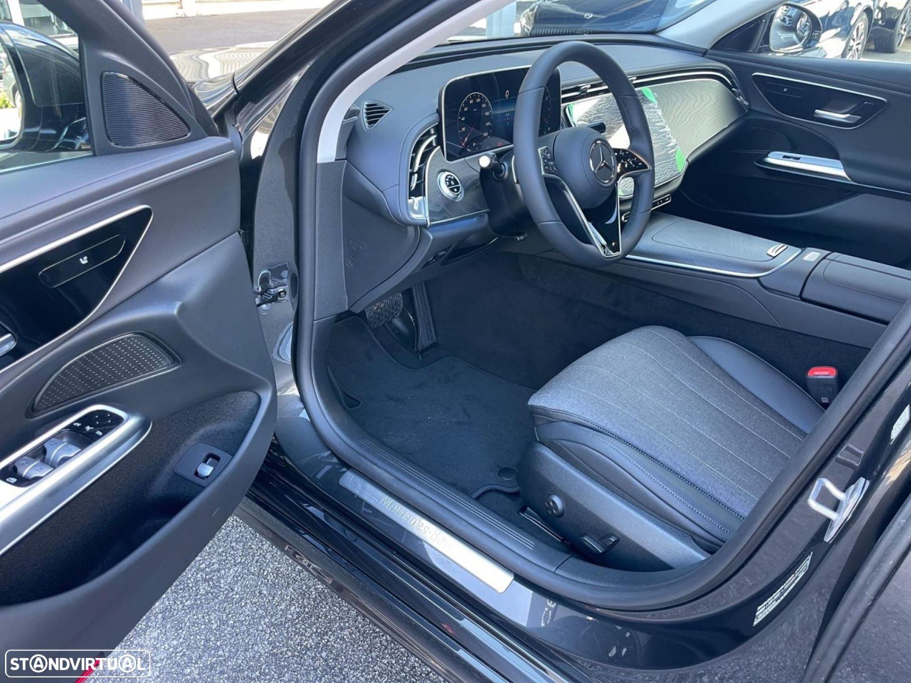 Mercedes-Benz E 200 - 14