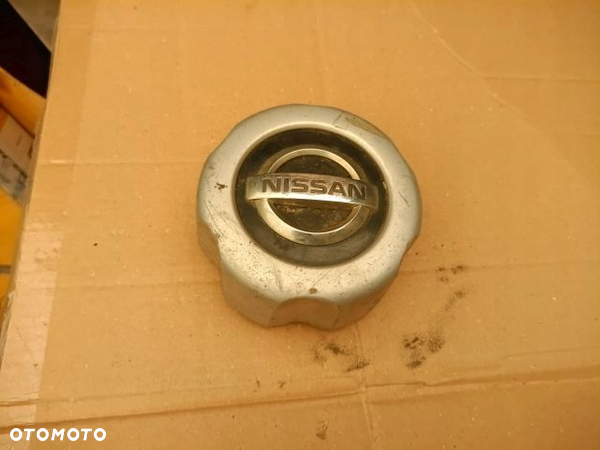 Nissan NAVARA D22 DEKIEL DEKIELEK KOŁA ORYG.