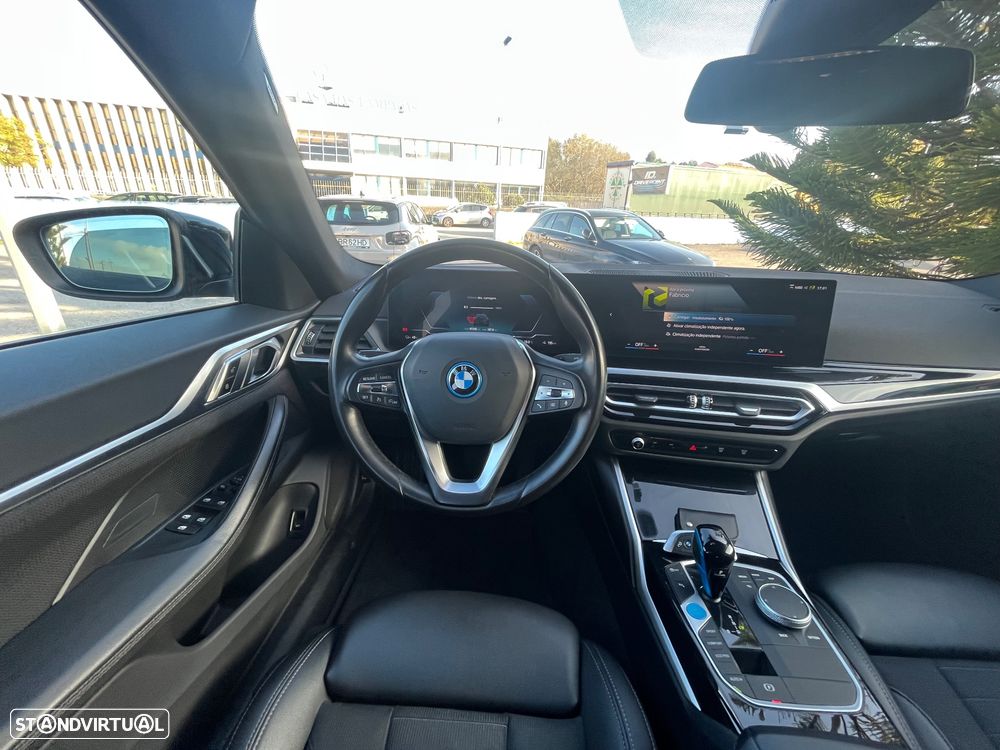 BMW i4 eDrive40 - 46
