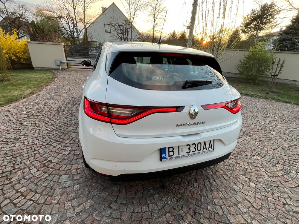Renault Megane 1.6 SCe Life - 16