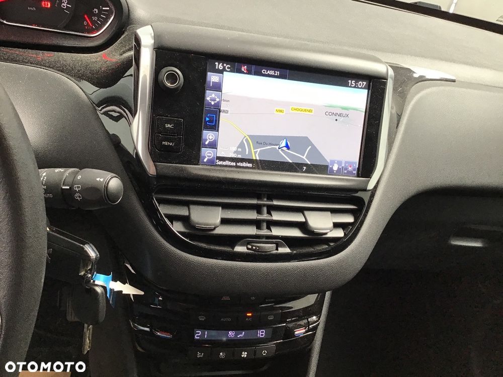 Peugeot 208 1.2 VTi Access - 22