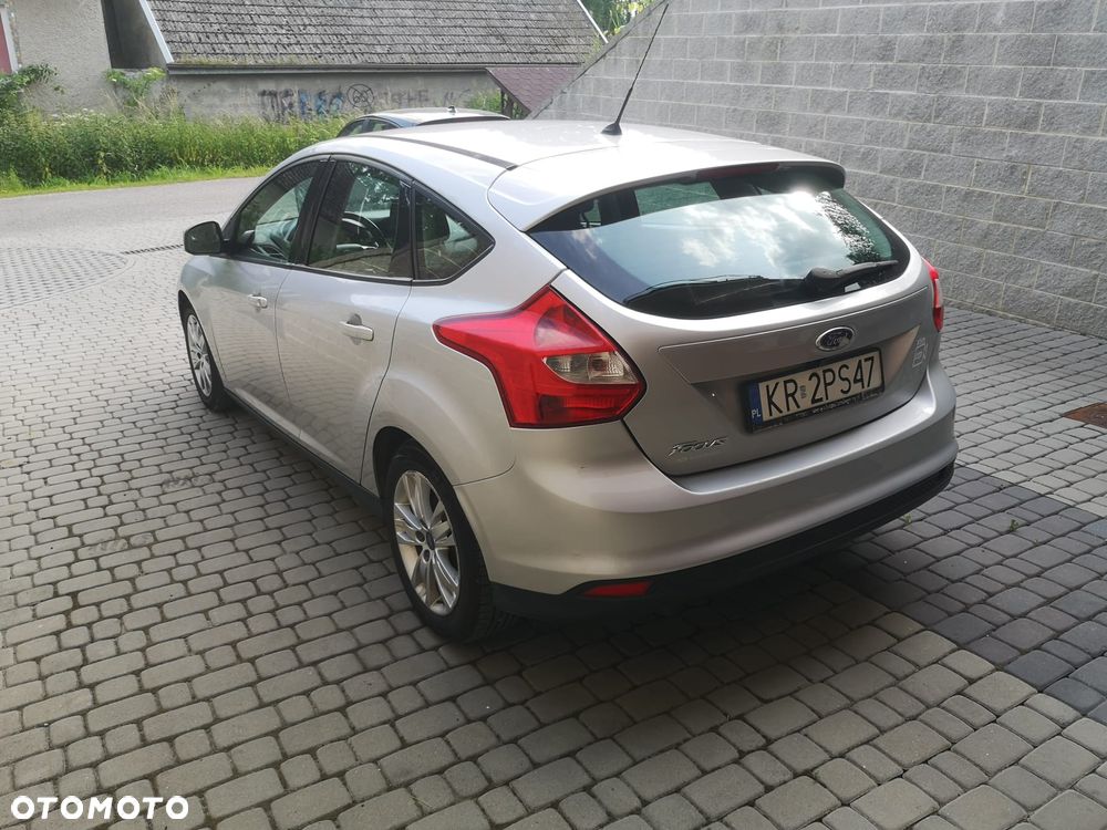 Ford Focus - 8