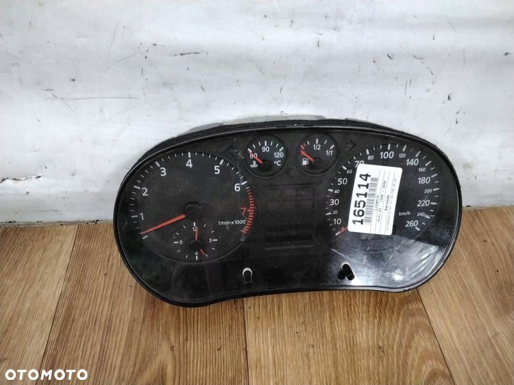 AUDI A3 8L 1.6 LICZNIK 8L0919860E - 1