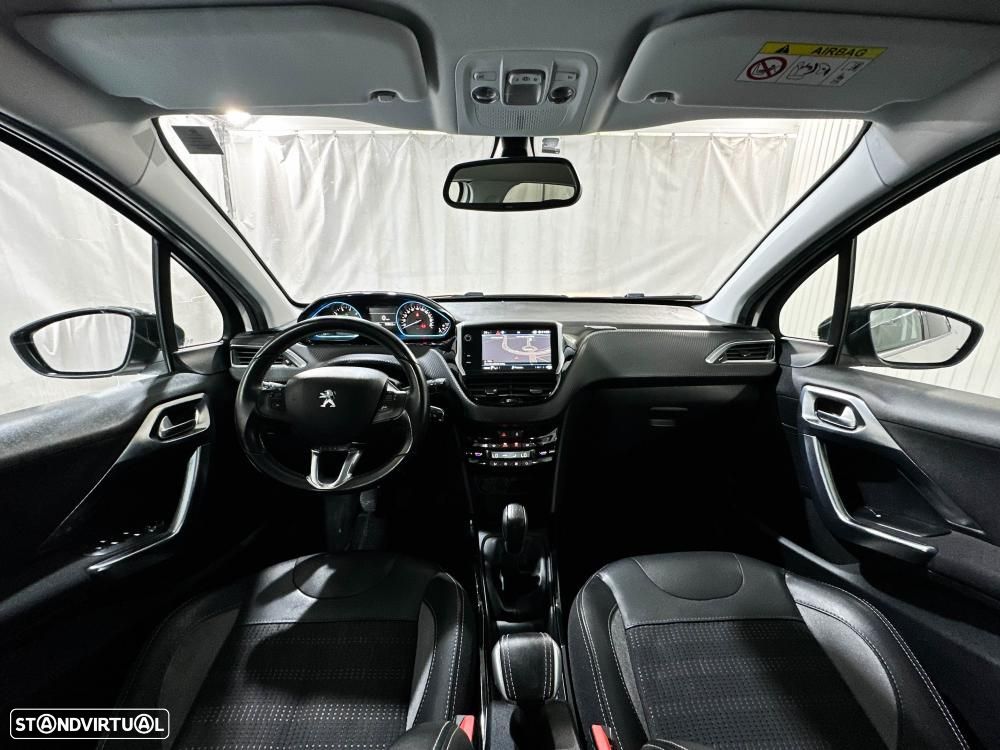 Peugeot 2008 1.2 PureTech GT Line - 11
