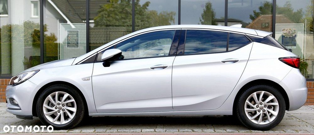 Opel Astra 1.4 Turbo Innovation - 23