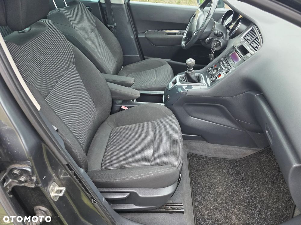 Peugeot 5008 155 THP Premium - 13