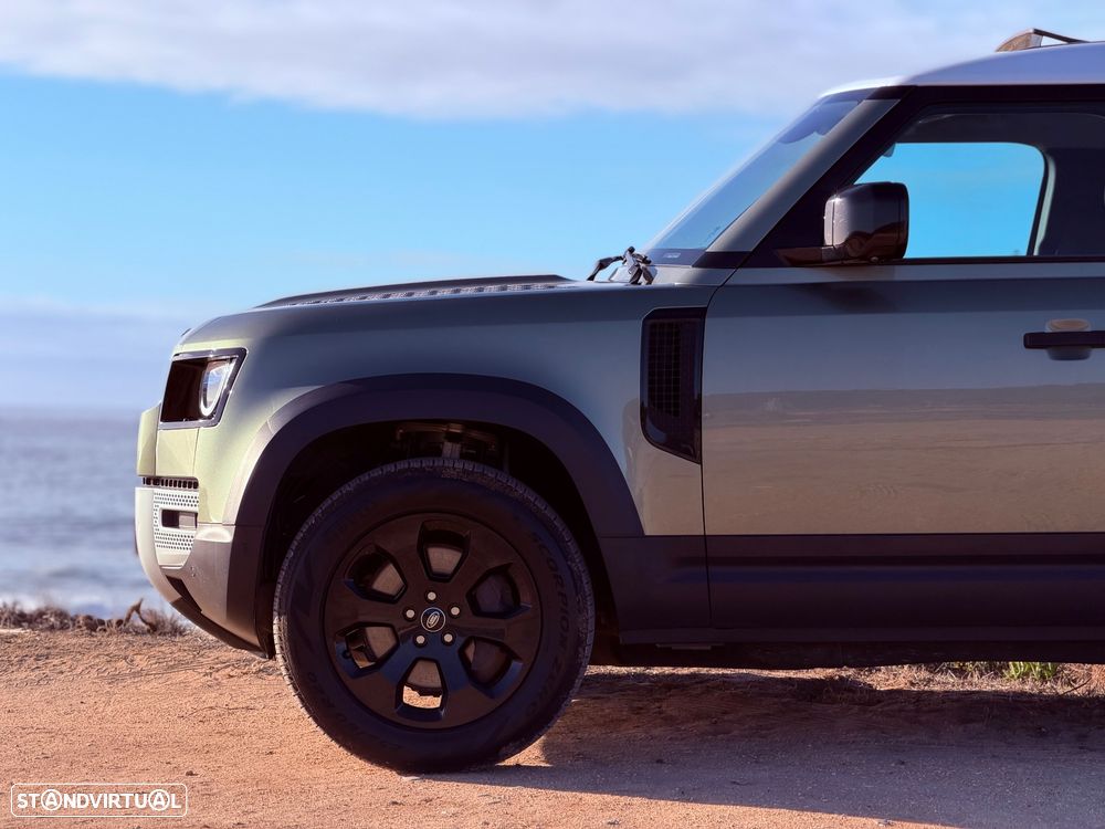 Land Rover Defender 110 P400e - 3