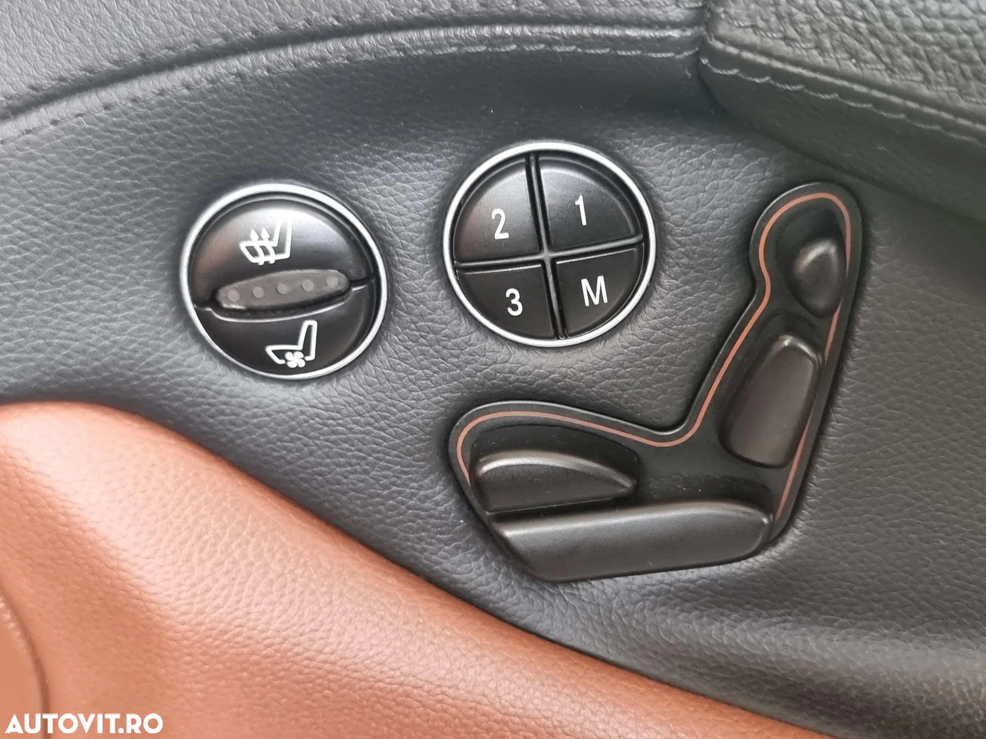Mercedes-Benz SL 350 Aut - 31