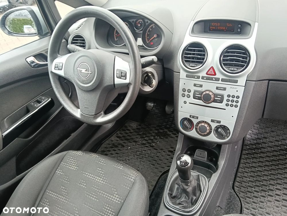 Opel Corsa 1.2 16V Essentia - 14