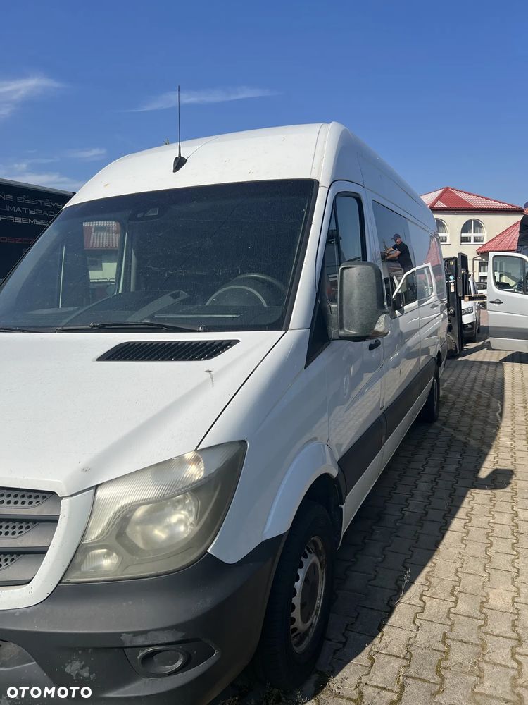 Mercedes-Benz Sprinter - 3
