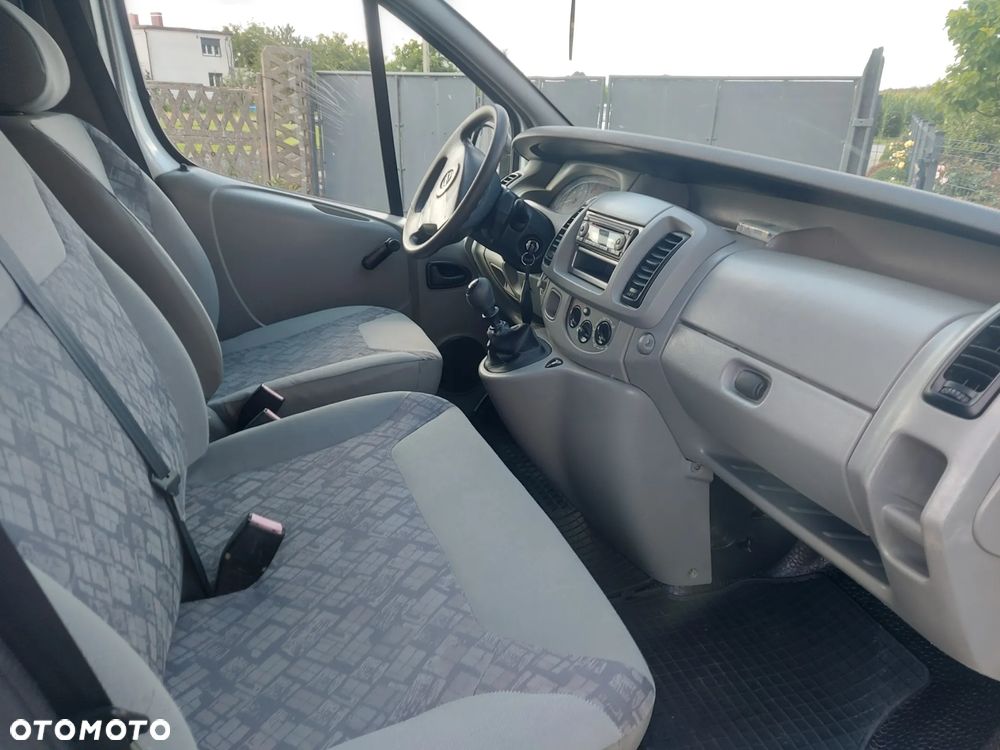 Opel Vivaro - 4