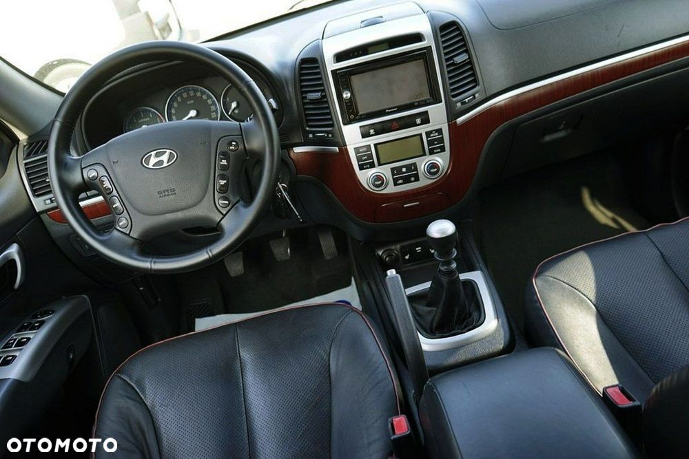 Hyundai Santa Fe - 22