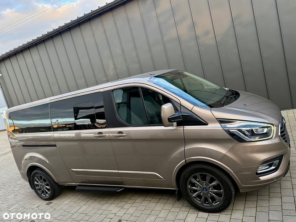 Ford Tourneo Custom - 8