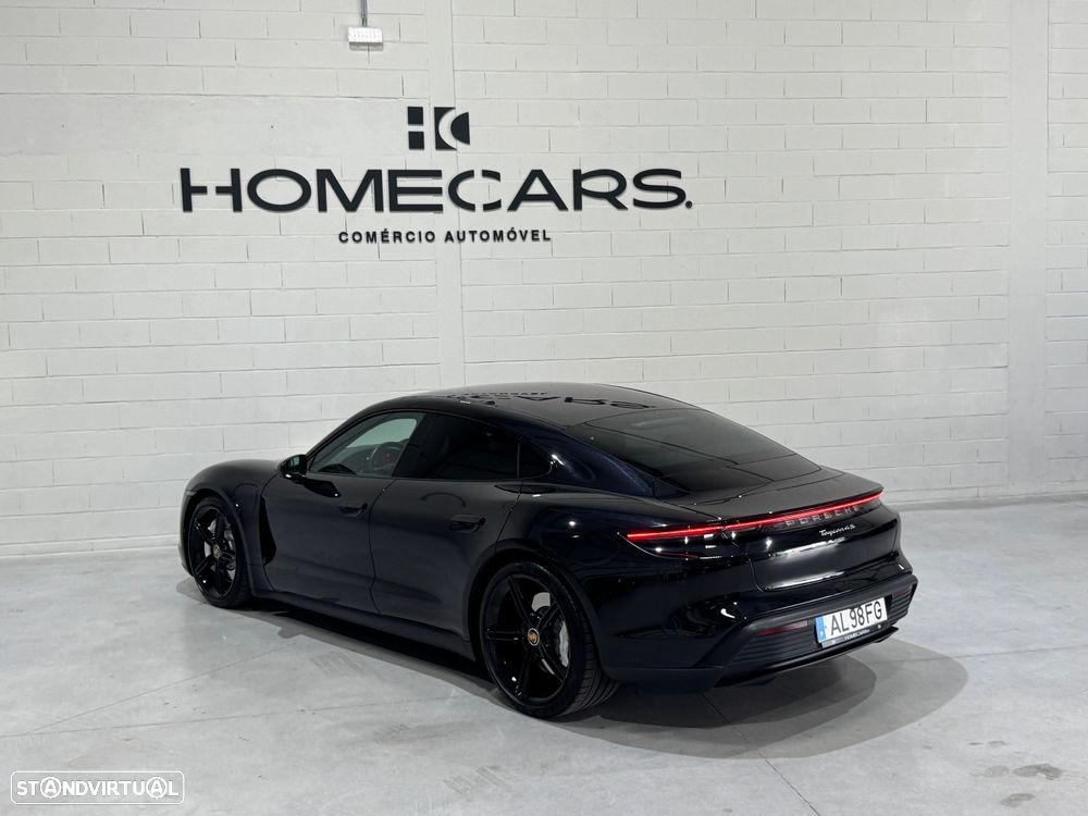 Porsche Taycan 4S - 18