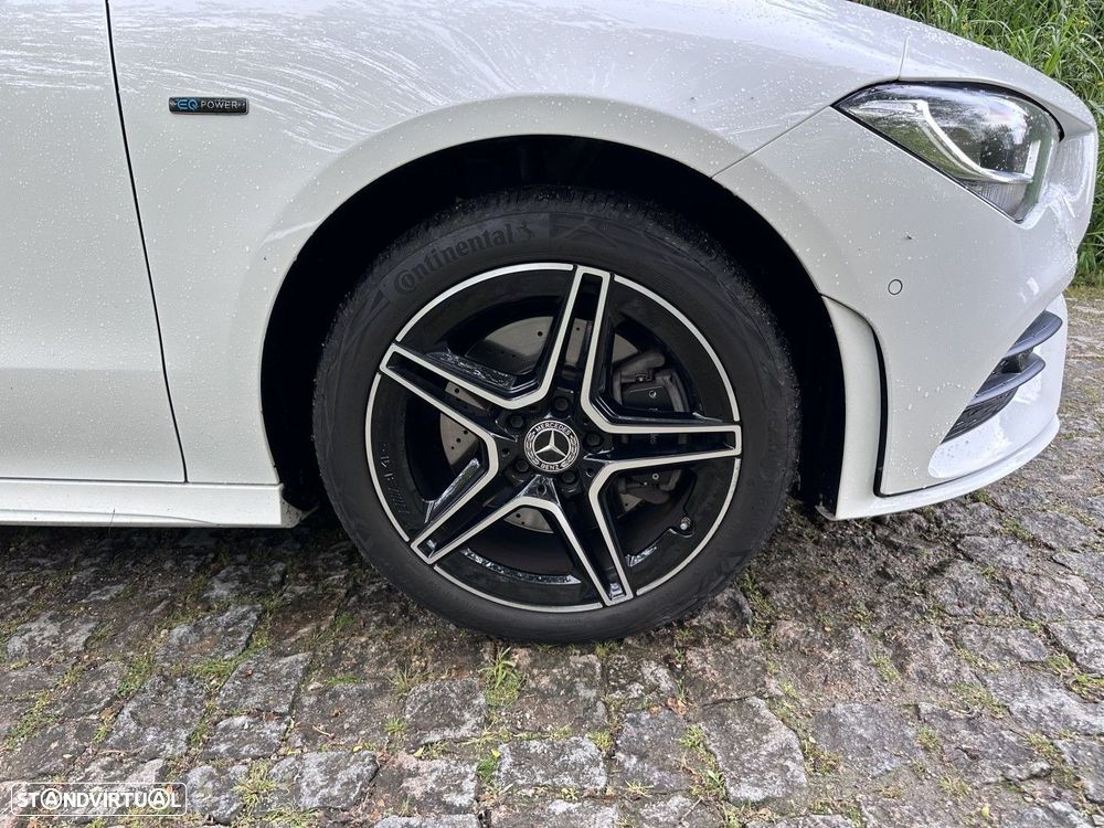 Mercedes-Benz CLA 250 e Shooting Brake AMG Line - 25