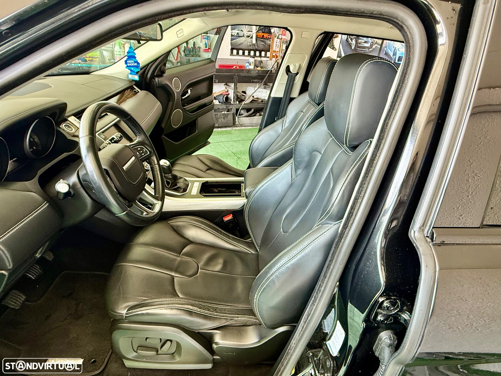 Land Rover Range Rover Evoque 2.2 TD4 Prestige - 40