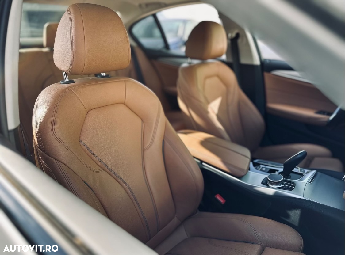 BMW Seria 5 520d xDrive AT - 28