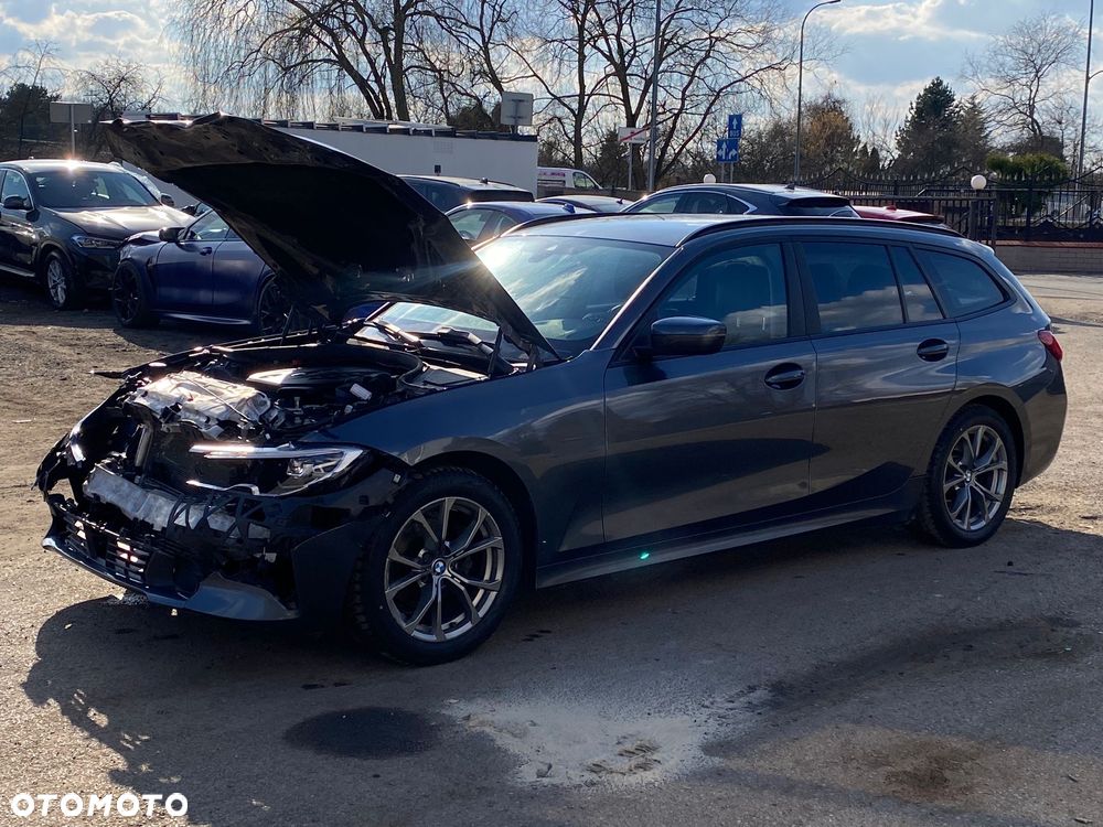 BMW Seria 3 318d MHEV Sport Line - 3