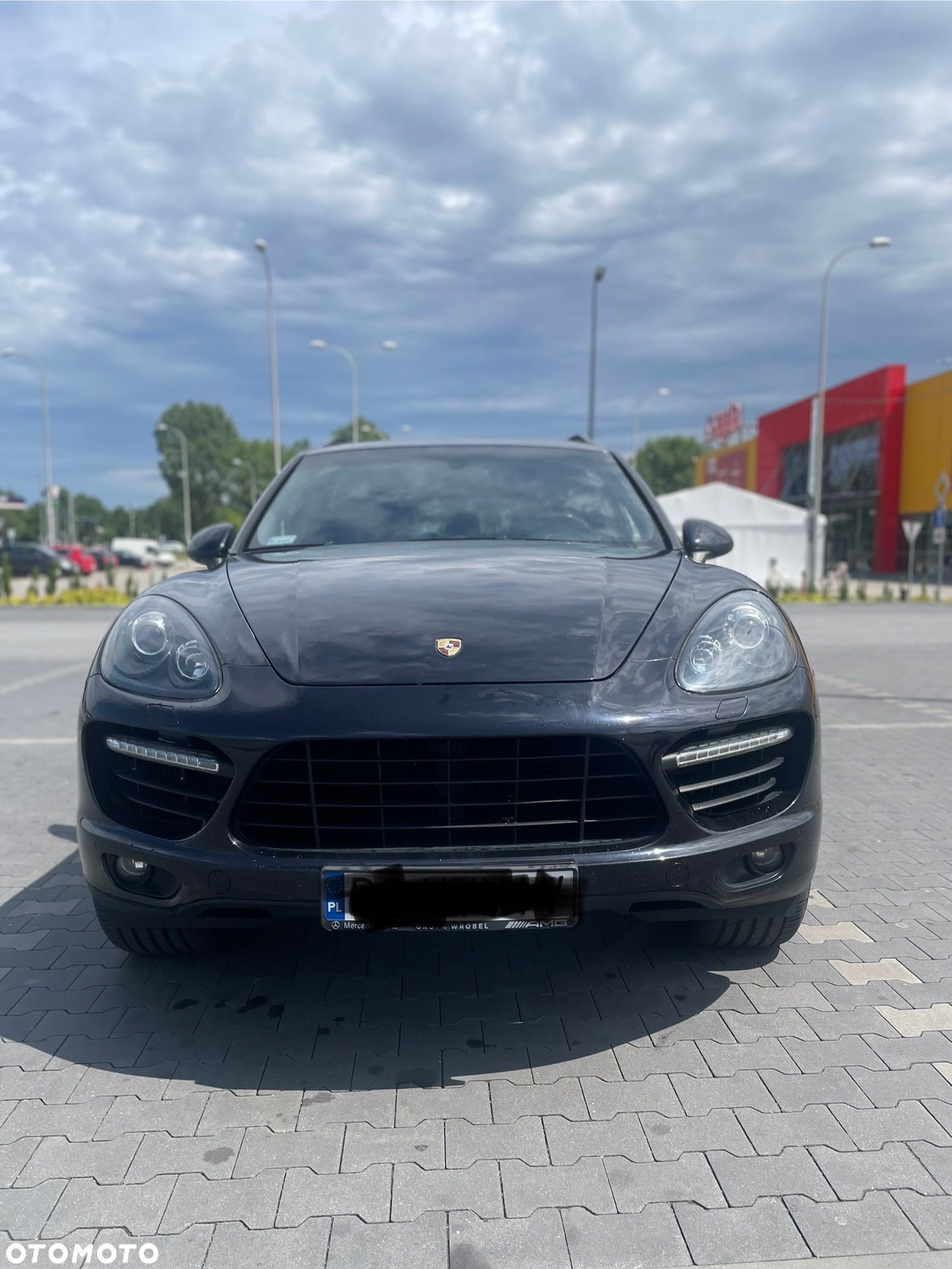 Porsche Cayenne Turbo - 1