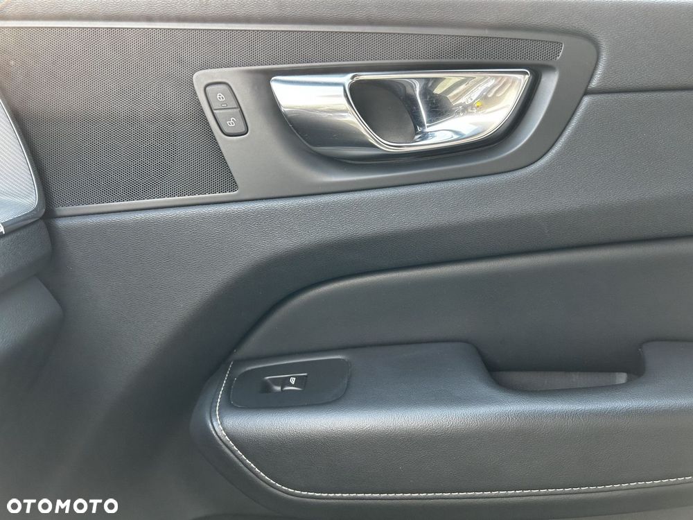 Volvo XC 60 - 20