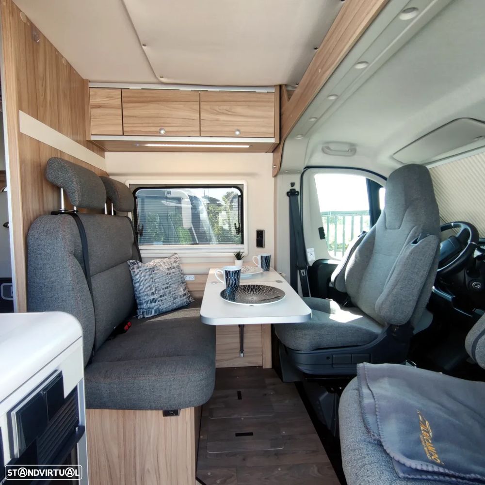 Hymer Van Ayers Rock - 4