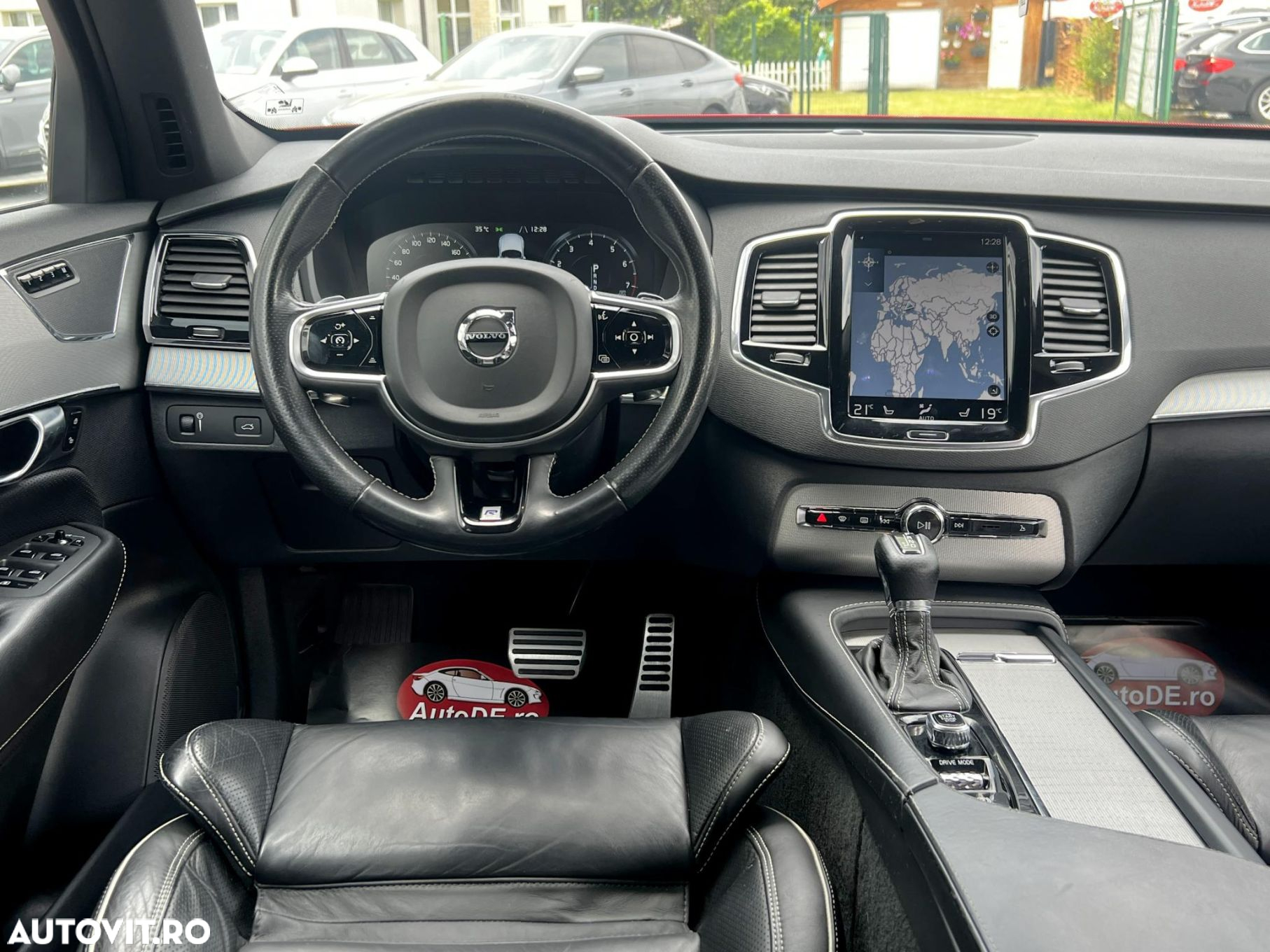 Volvo XC 90 - 9