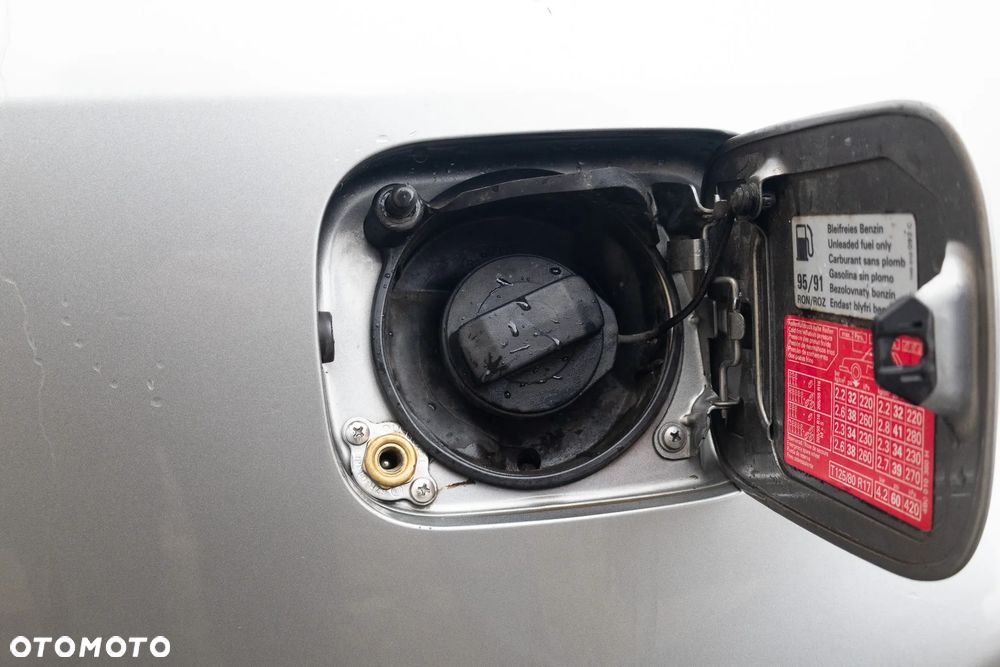 Audi A6 Avant 1.8T - 22