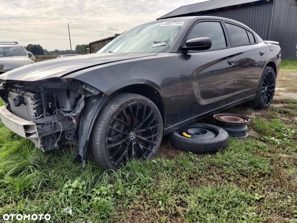 Dodge Charger 3.6 SXT AWD - 7