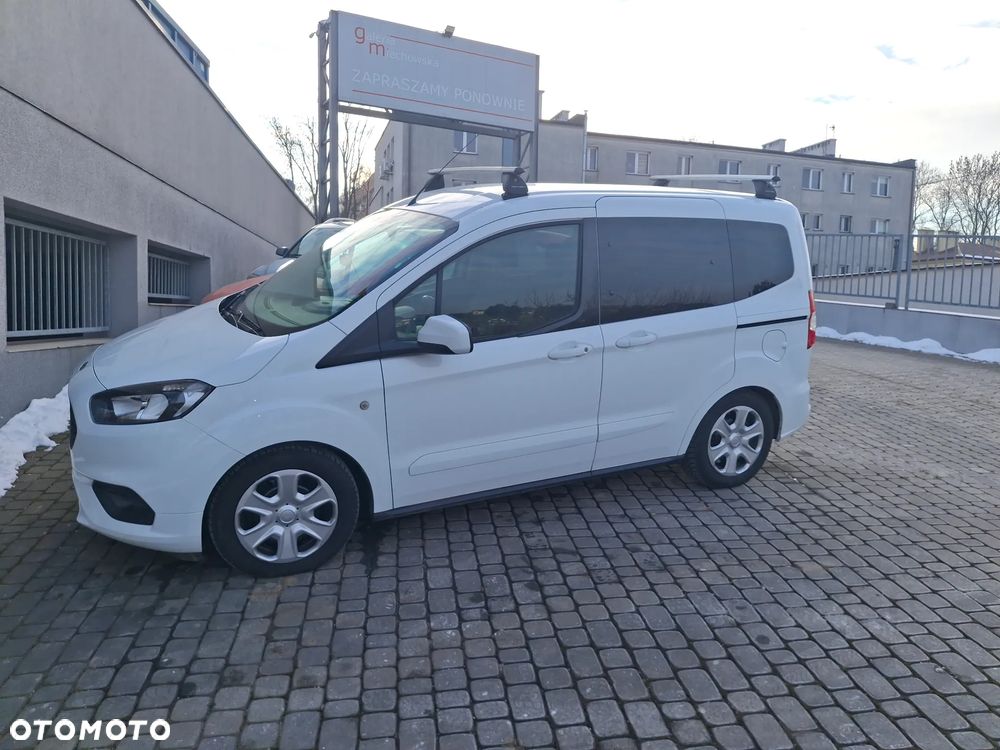 Ford Tourneo Courier - 3
