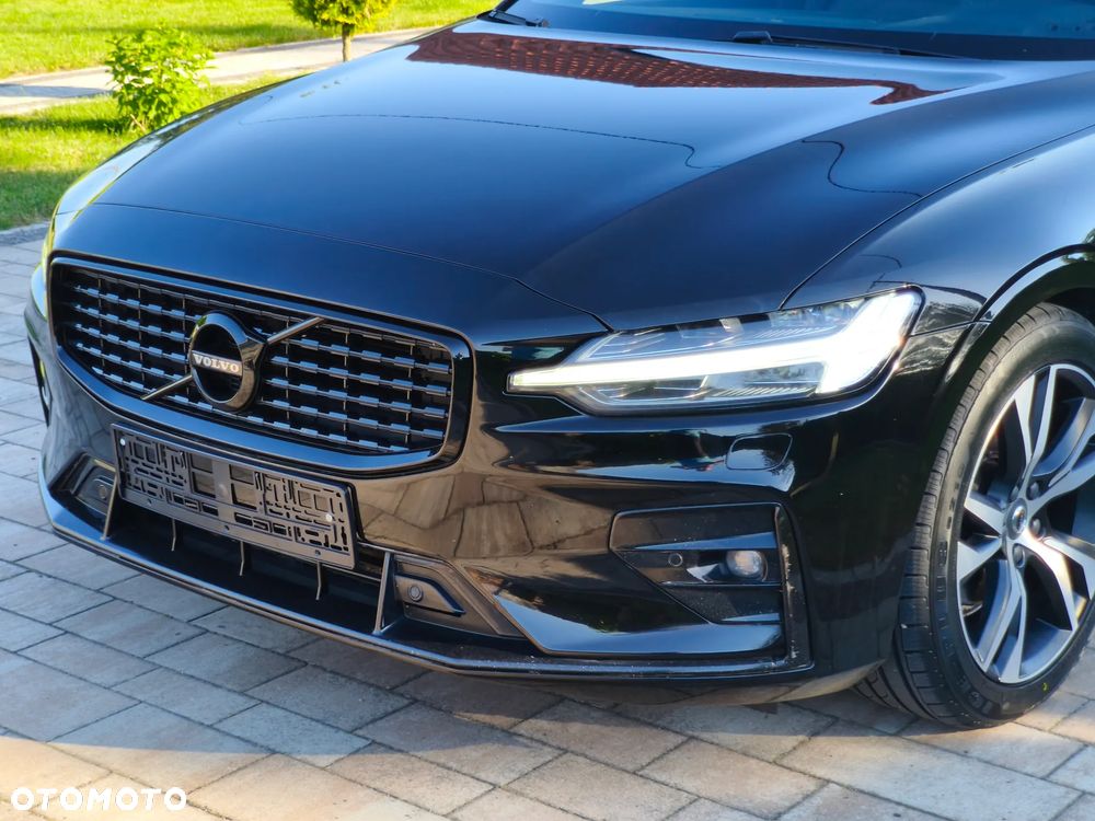 Volvo V60 D3 R-Design - 25