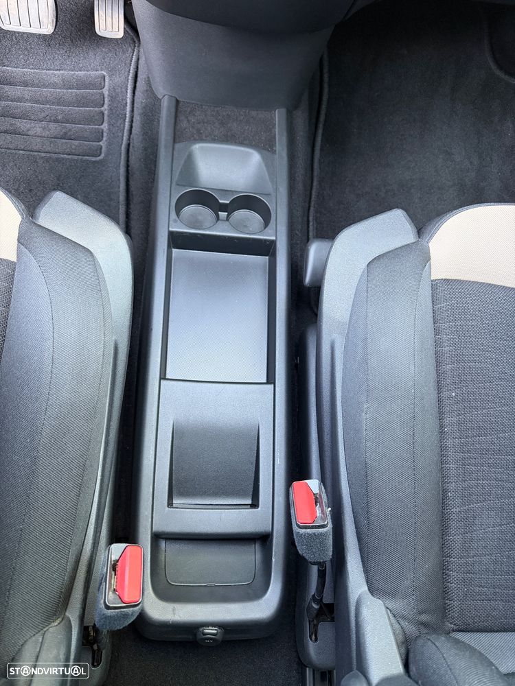 Citroën C4 Grand Picasso 1.6 e-HDi Collection ETG6 J17 - 41