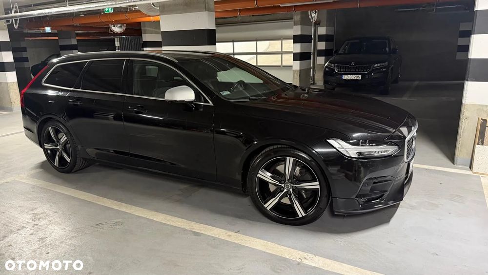 Volvo V90 D5 SCR AWD R-Design - 5