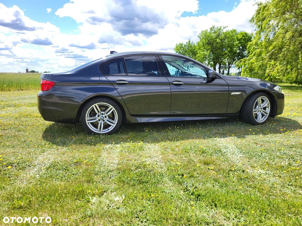 BMW Seria 5 528i - 14