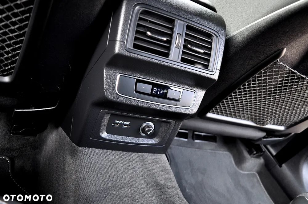 Audi Q5 Sportback 50 TFSIe quattro S tronic S line - 27