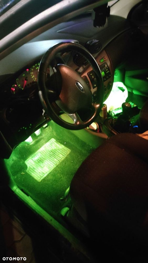 Ford Focus 1.8 TDCi FX Silver - 11