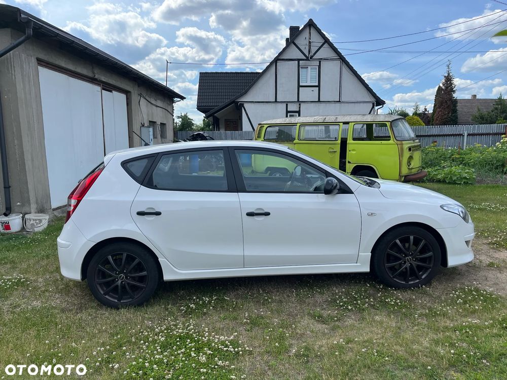 Hyundai i30 1.6 CRDi Classic - 8