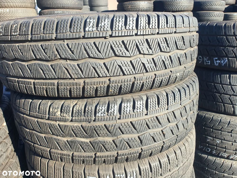 HANKOOK 205/75R16C 110/108R WINTER I*CEPT LV (2szt.) (2x6,5) (DOT: 2x3120) Z175