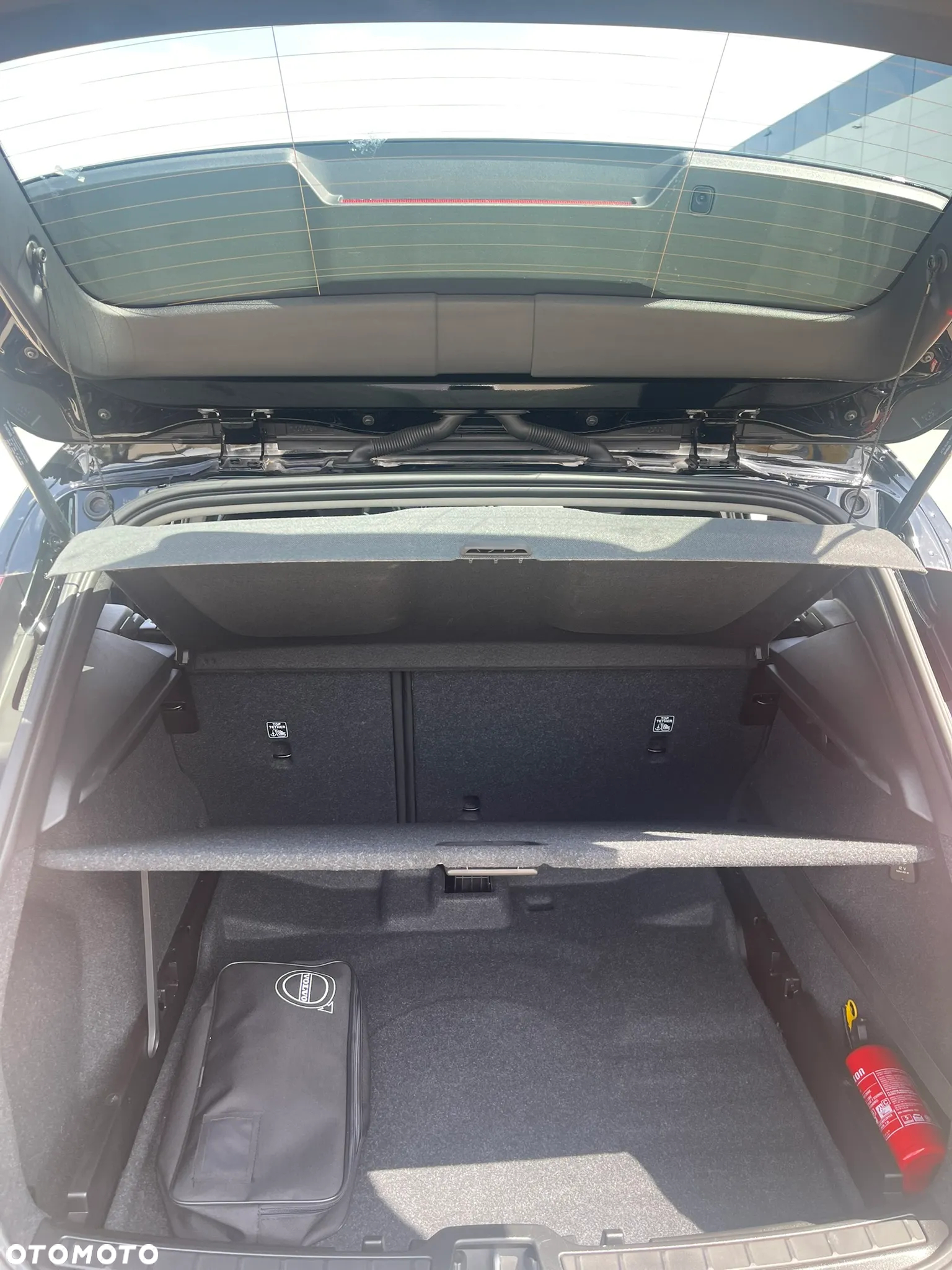 Volvo XC 40 T2 Momentum Core - 18