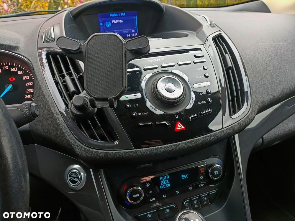 Ford Kuga 1.6 EcoBoost 2x4 Individual - 11